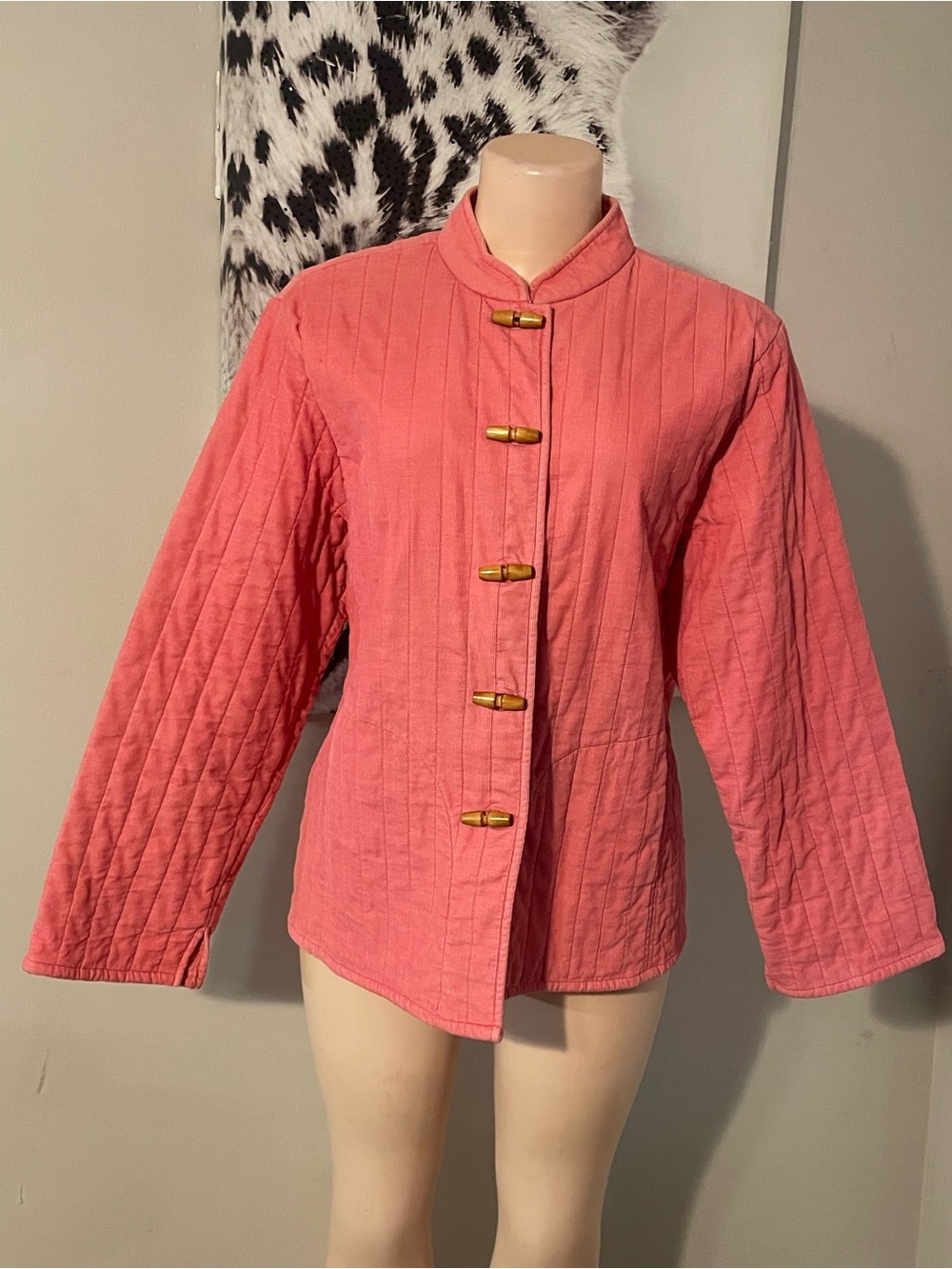 Relativity Quilted Mandarin Collar Jacket Coral Pink wooden button closure top L